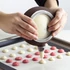 Kép 2/9 - Tortadíszítő és sütemény kinyomó szett - Krémnyomó és macaron készítő eszközök