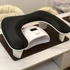 Kép 8/9 - Ergonomikus körömdíszítő párna - Kényelmes kéz- és lábtámasz manikűrhöz, könnyen tisztítható szagmentes felülettel, ideális otthoni szalon használatra