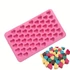 Kép 8/8 - 55 lyukú 3D mini szív szilikon jégkocka és csokoládé fondant forma, tészta zselé keksz sütő és torta díszítő eszközök